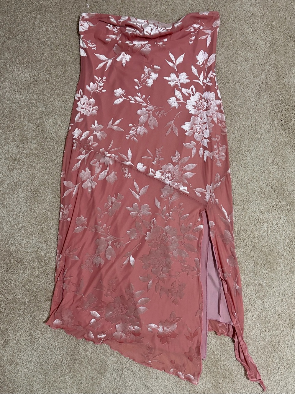 Floral velvety skirt (NWT)